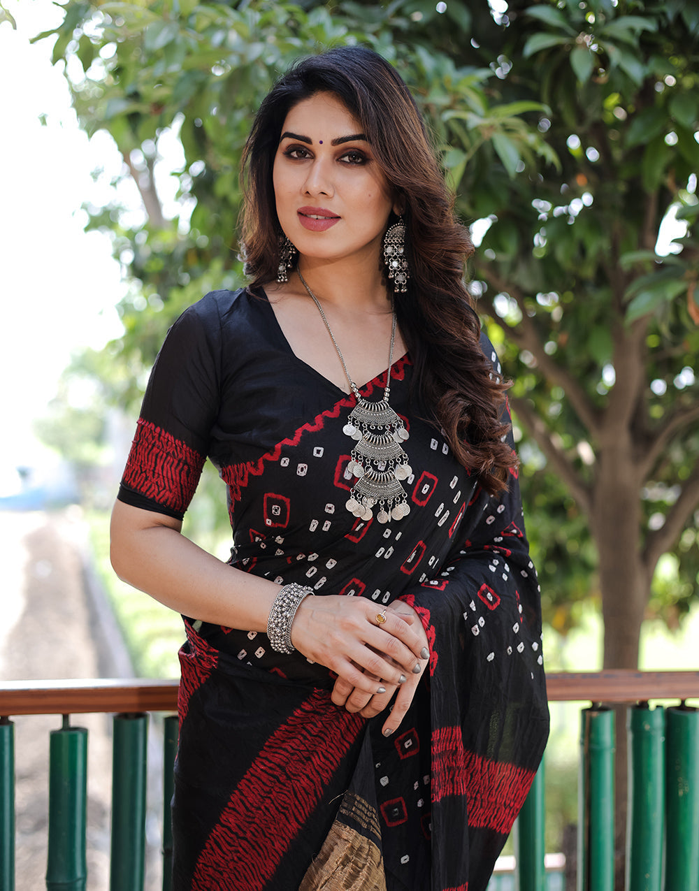 Black Hand Bandhej Bandhani Saree With Zari Weaving Work