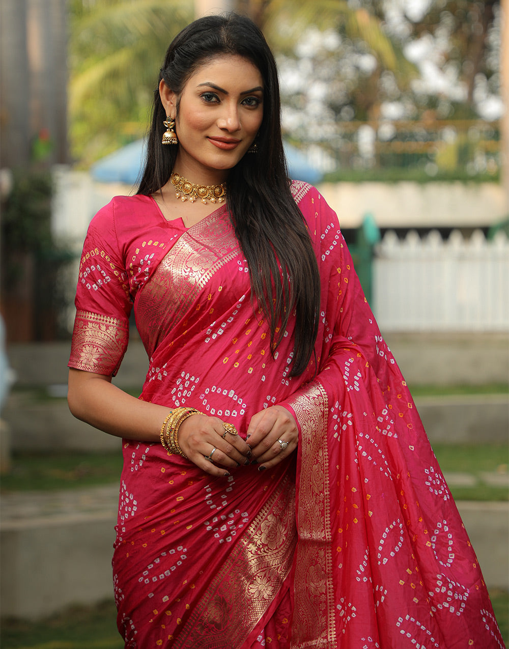 Crimson Red Bandhej Silk Saree With Weaving Work