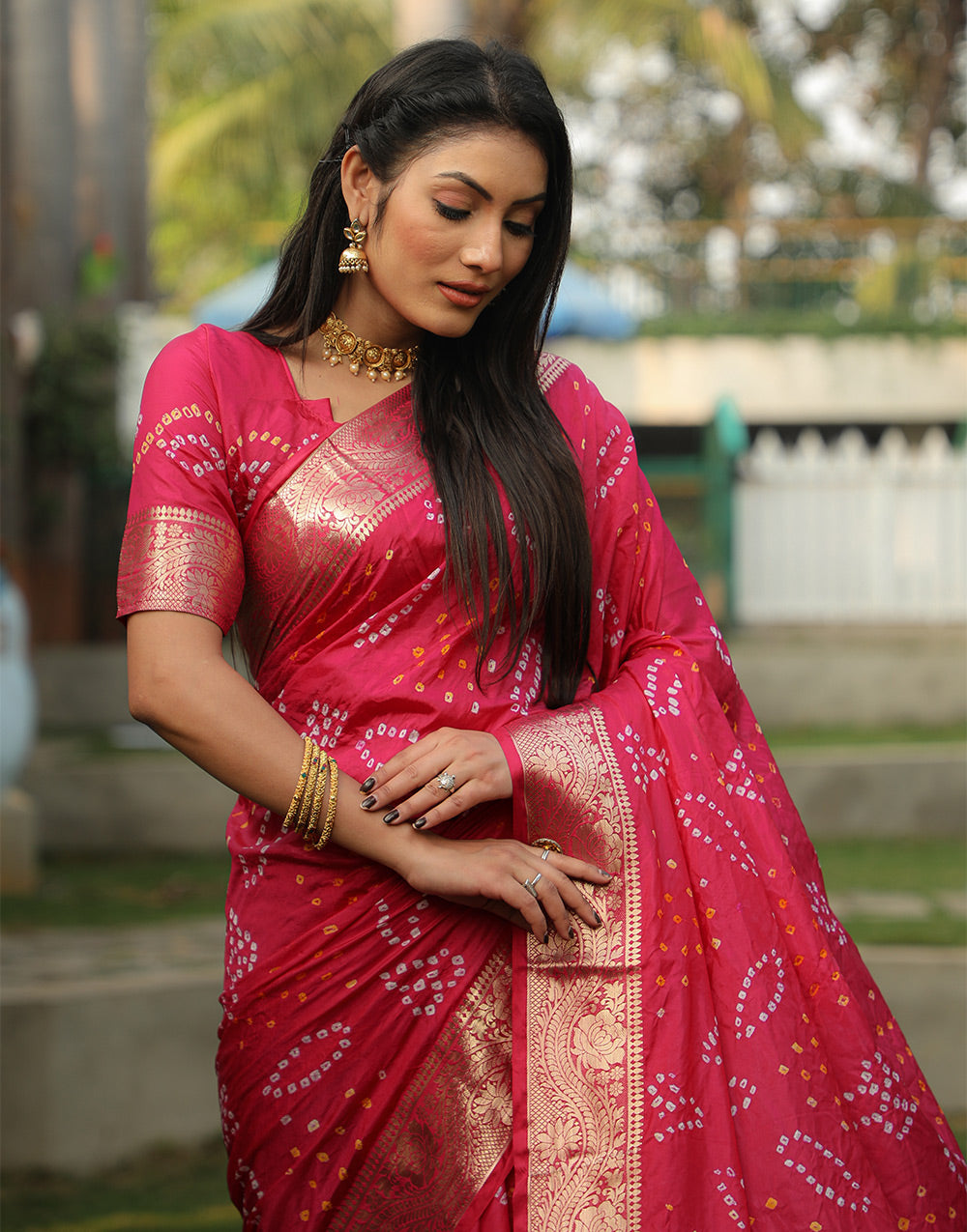 Crimson Red Bandhej Silk Saree With Weaving Work