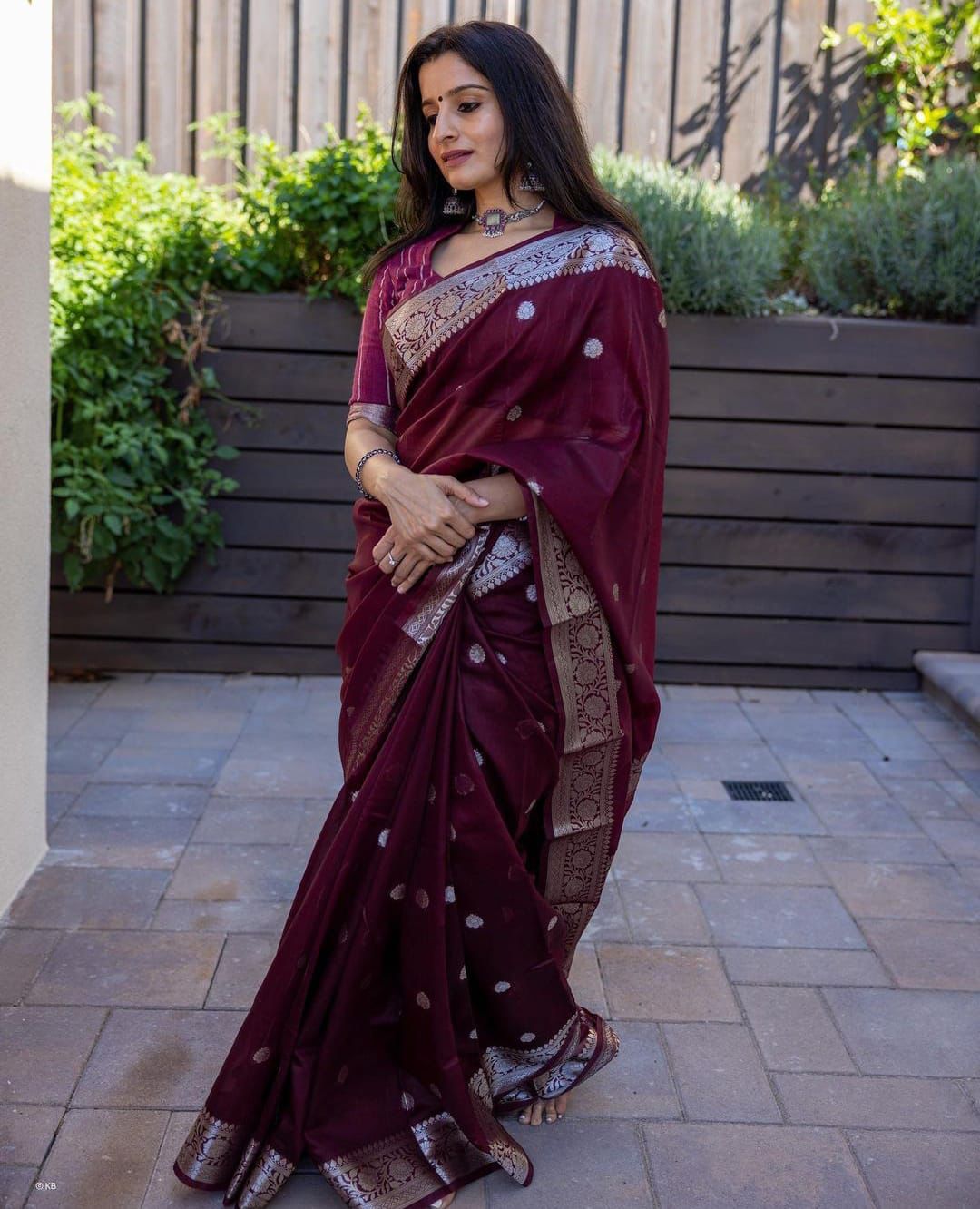 Efflorescence Maroon Soft Banarasi Silk Saree With Unique Blouse Piece