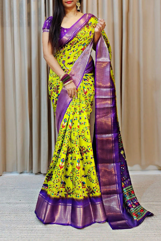 Gratifying Perrot Digital Printed Soft Silk Saree With Hypnotic Blouse Piece