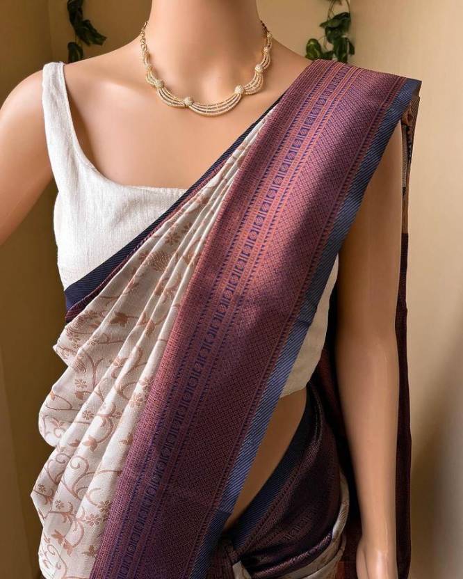 Floral Print Kanjivaram Jacquard, Silk Blend Saree  (Grey, Dark Blue)