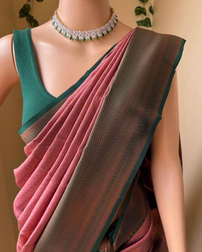 Floral Print Kanjivaram Jacquard, Silk Blend Saree  (Pink, Green)