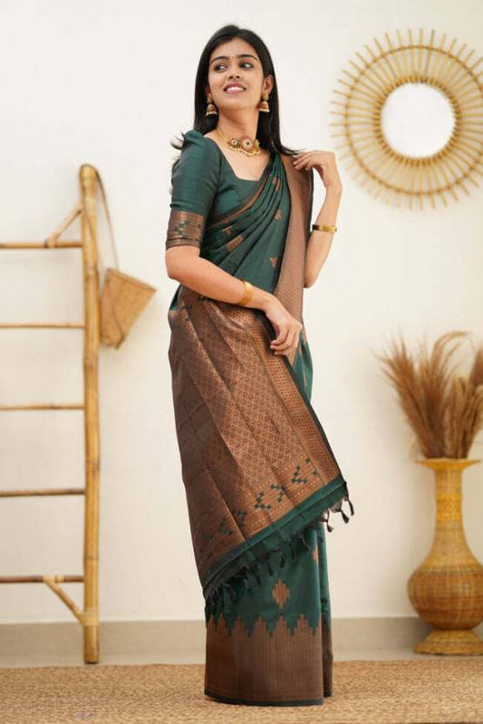 Geometric Print Kanjivaram Tussar Silk Saree  (Green)