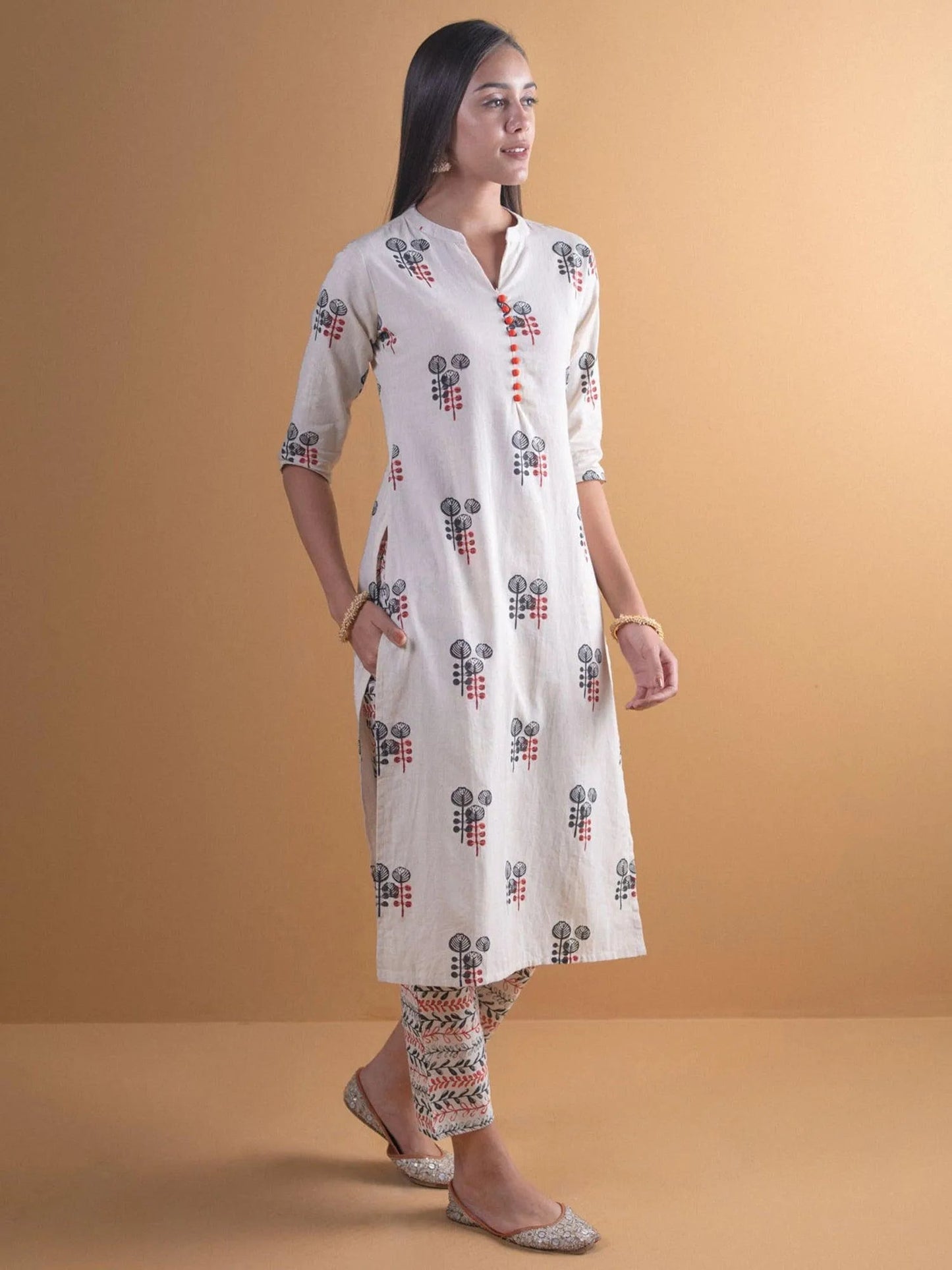 Off-White Printed Cotton Straight Kurta With Trousers