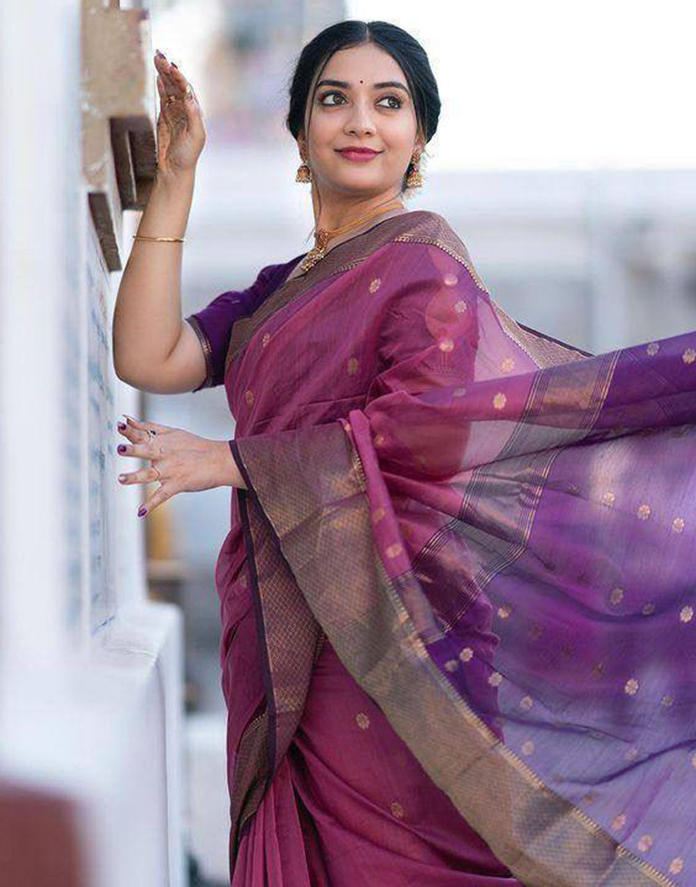 Bright Purple Soft Linen Silk Saree With Zari Weaving Work