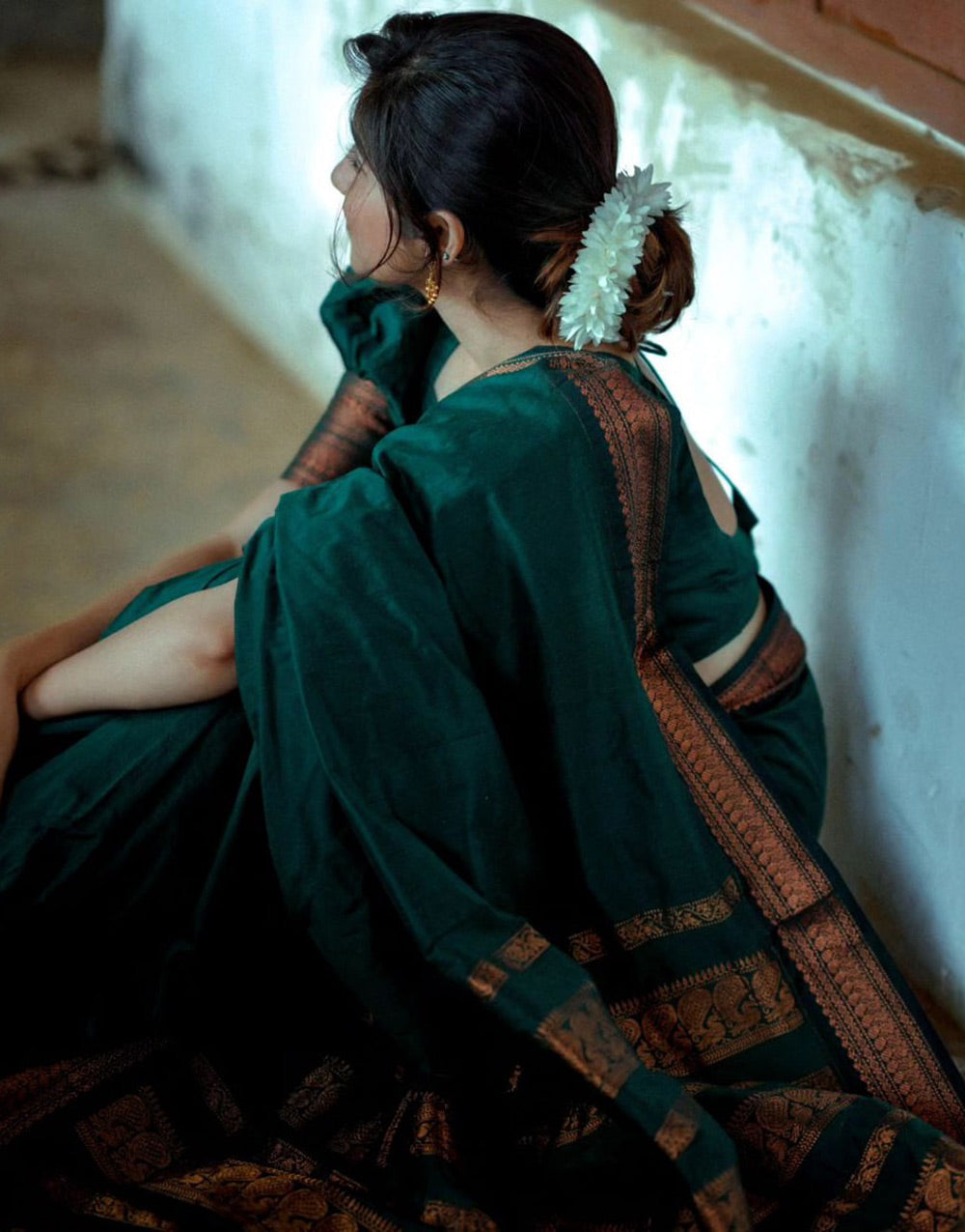 Dark Green Banarasi Silk Saree With Zari Weaving Work